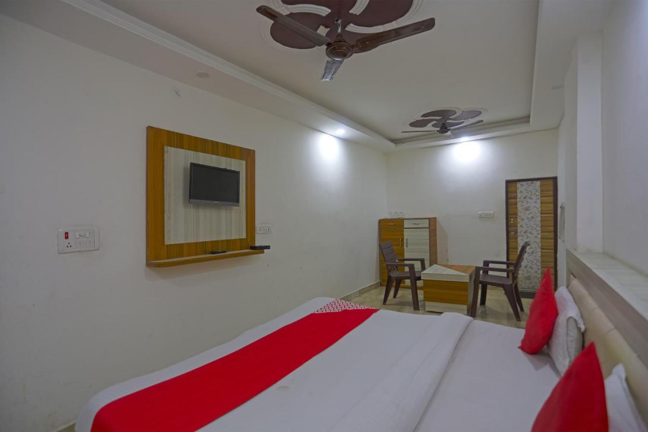 Oyo Flagship 79289 Hotel Grand Keshav Ghaziabad Exterior photo