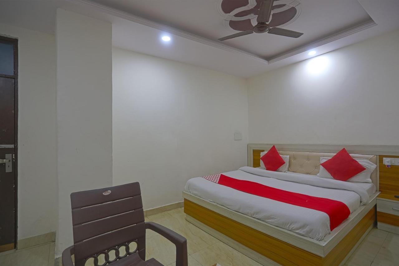 Oyo Flagship 79289 Hotel Grand Keshav Ghaziabad Exterior photo