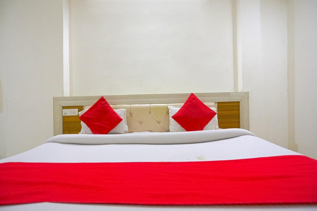 Oyo Flagship 79289 Hotel Grand Keshav Ghaziabad Exterior photo